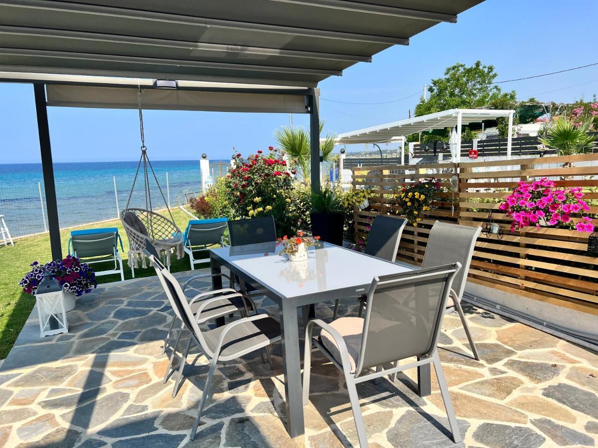 Beachfront Villa Athina Vergia Esterno foto