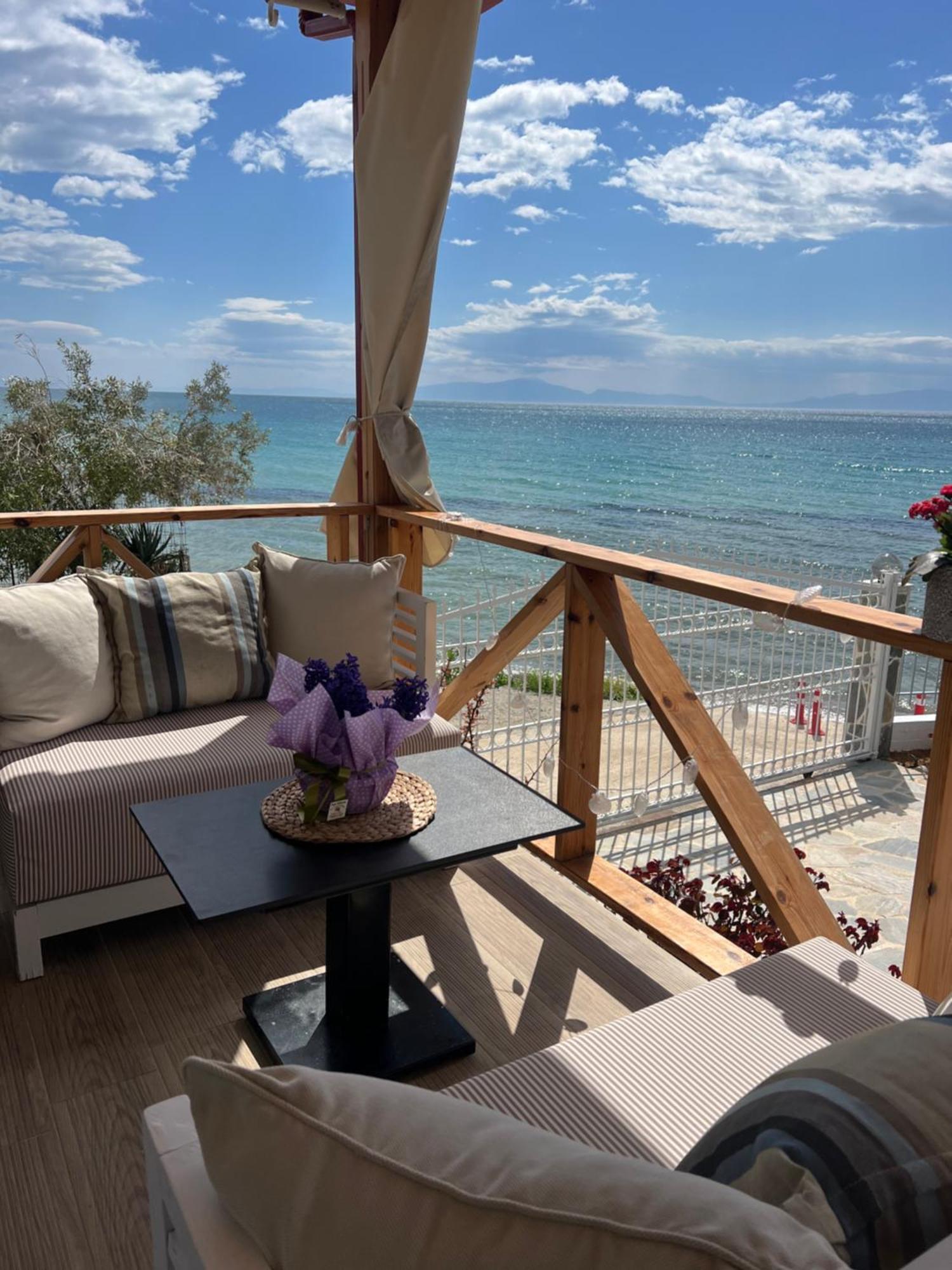 Beachfront Villa Athina Vergia Esterno foto